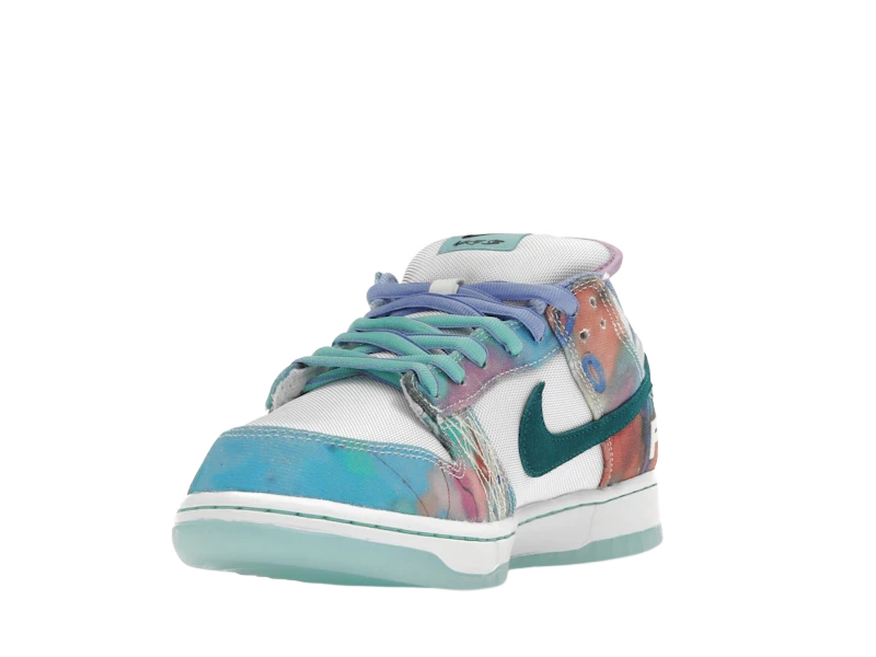 Nike SB Dunk Low Futura Laboratories Bleached Aqua