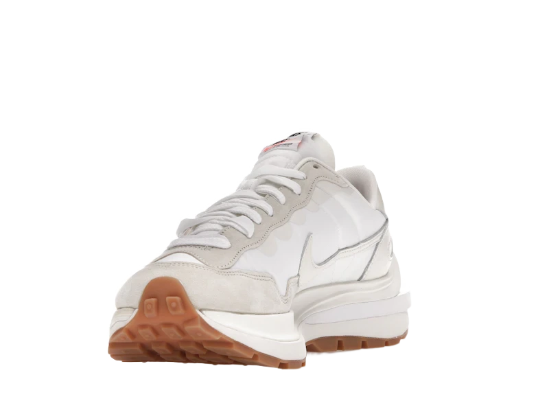 Nike Vaporwaffle sacai Sail Gum